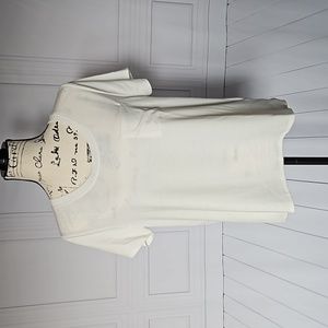 NWT, Willow Blossom One Pocket Tee